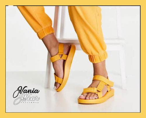 کفش زنانه تابستانی زرد رنگ و شیک